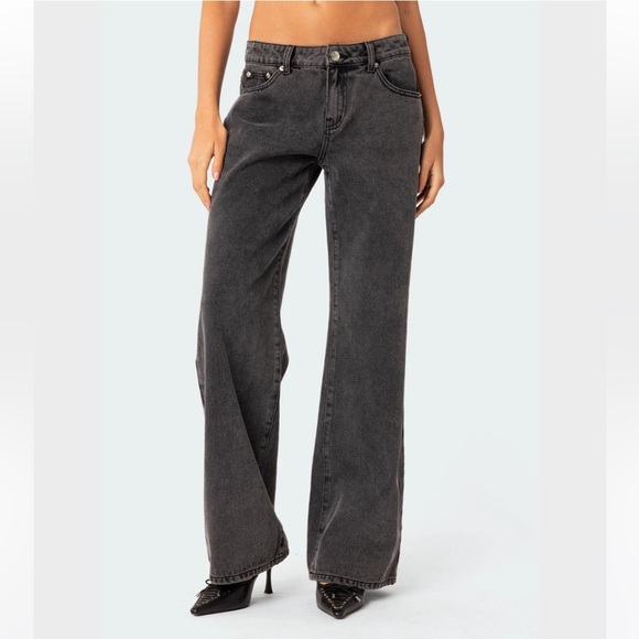 EDIKTED SZ LG / 30 Raelynn Washed Low Rise Jeans - Picture 2 of 10